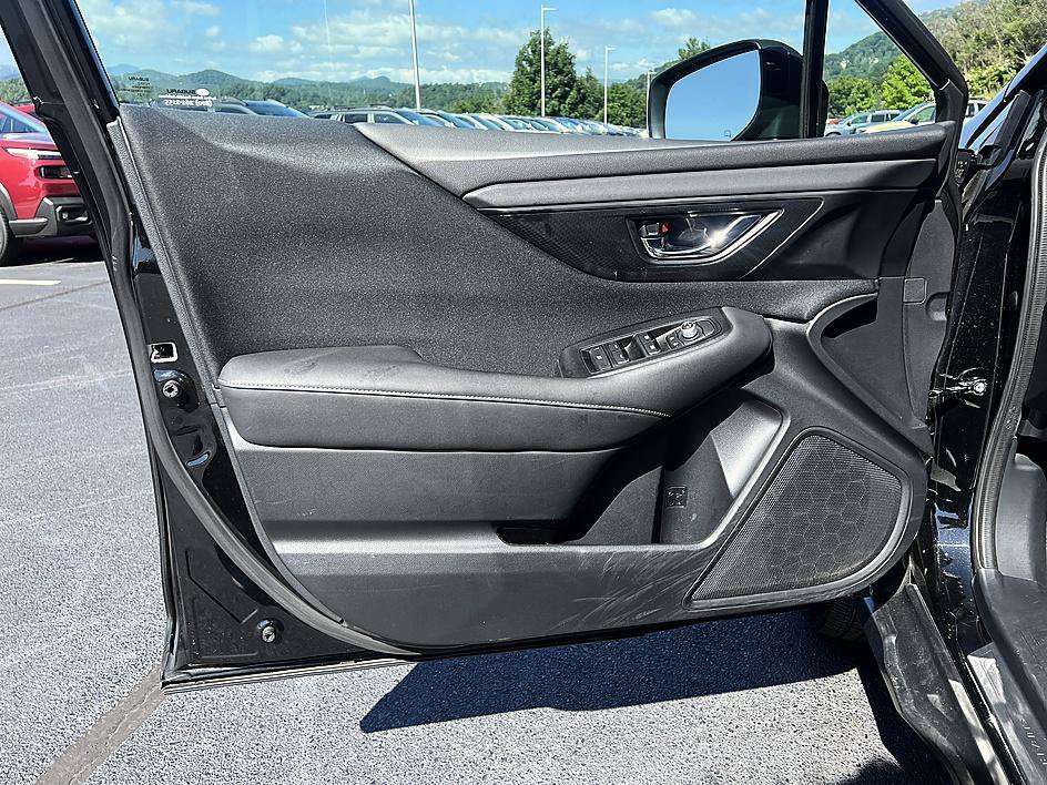 Used 2021 Crystal Black Silica Subaru Premium image 11