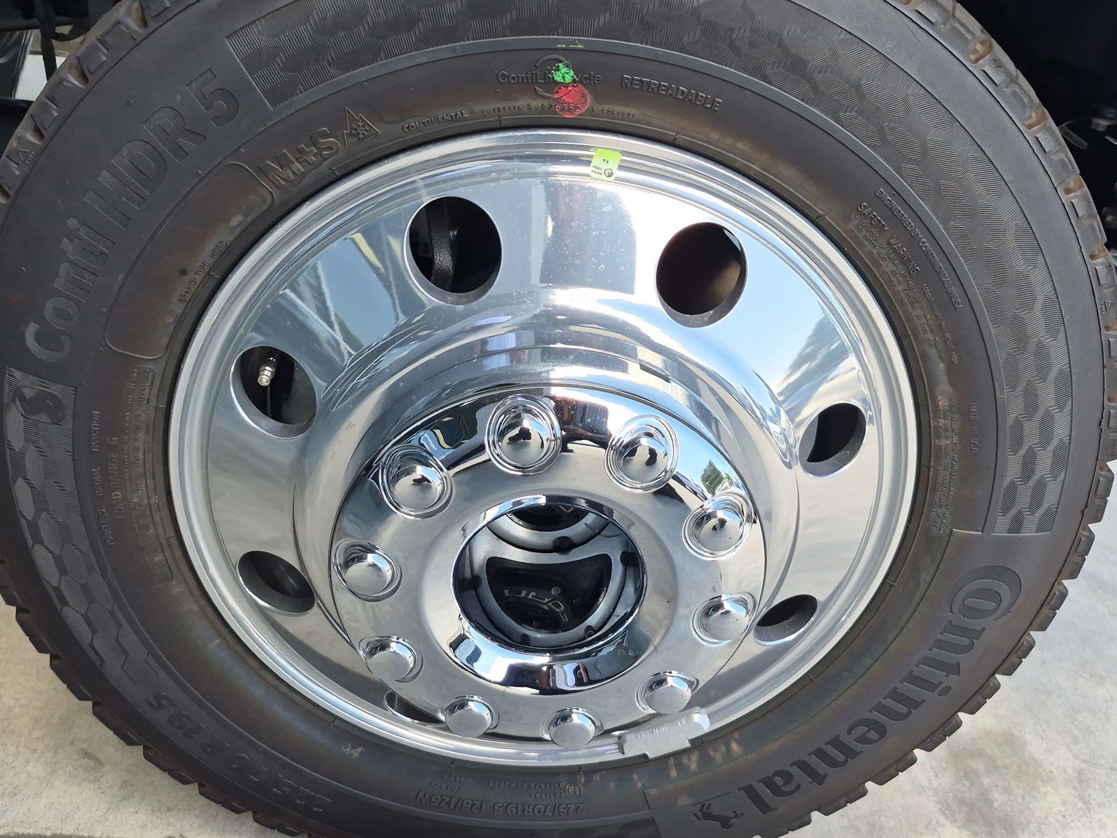 New 2026 Star White Metallic Tri-Coat Ford F-450® Platinum® image 12