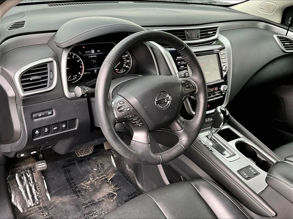Used 2021 Black Nissan SL image 8