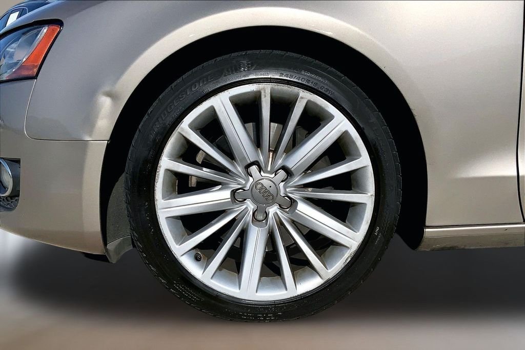 Used 2010 Arum Beige Metallic/Brown Roof Audi 2.0T Premium image 9