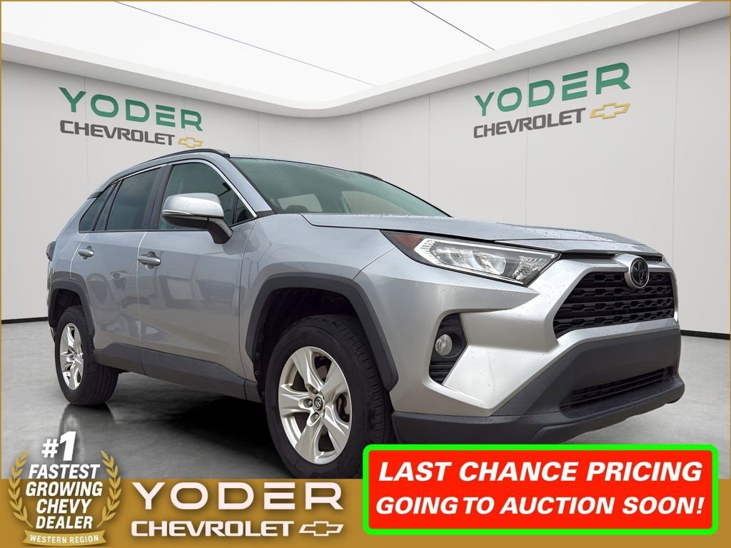 2021 Toyota RAV4 XLE AWD's photo