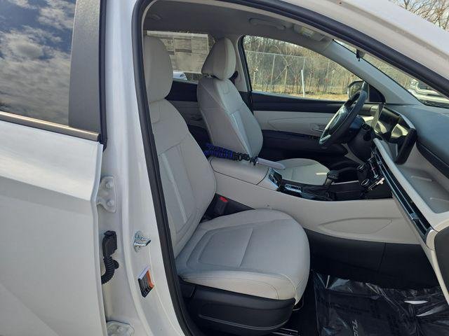 New 2026 White Hyundai SEL AWD image 23