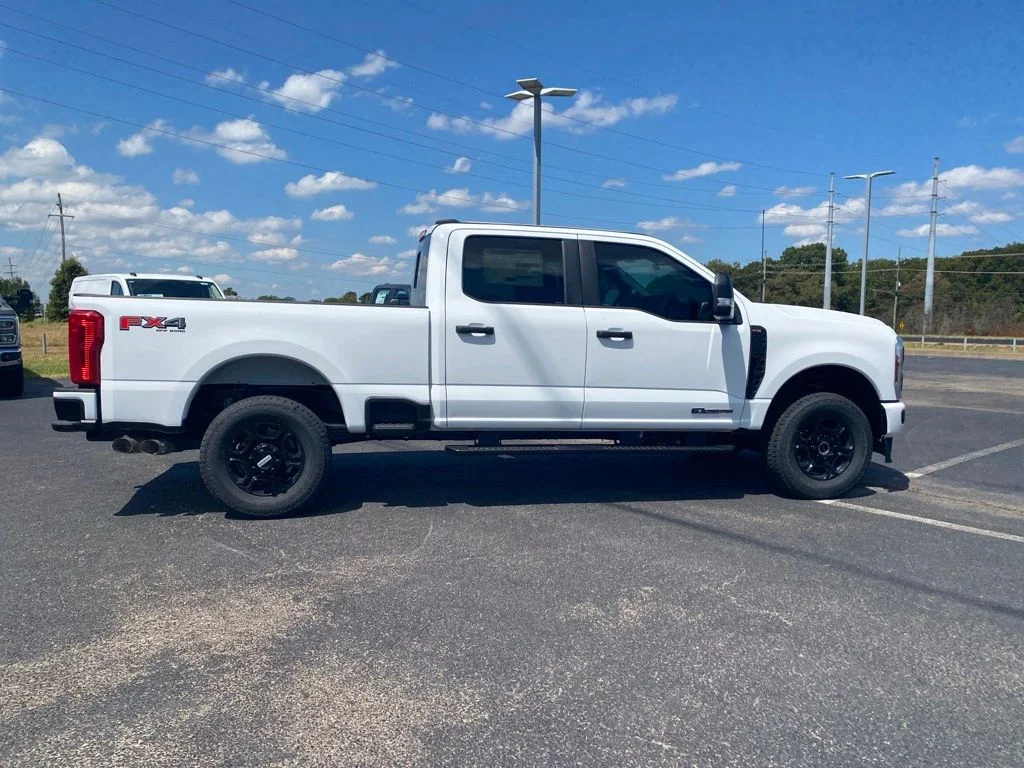 New 2026 Oxford White Ford F-250® XL image 9