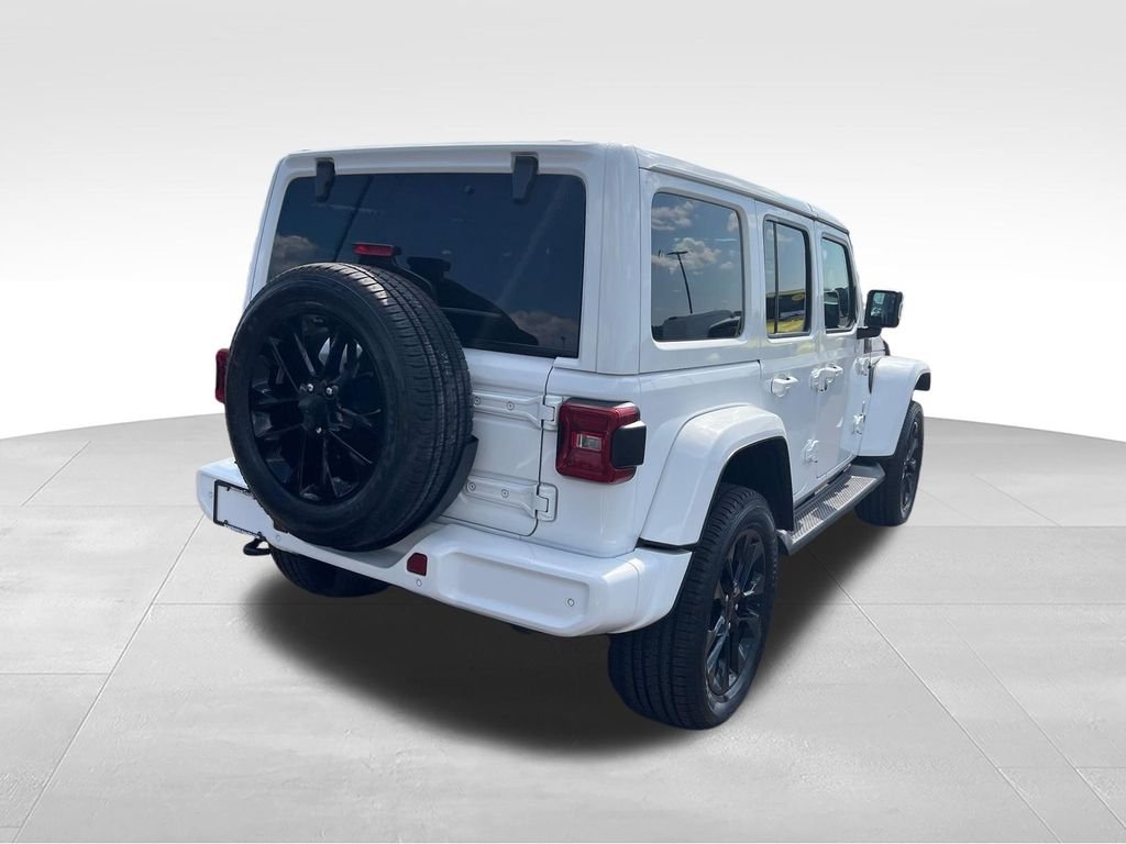 Used 2022 White Jeep Unlimited Sahara High Altitude image 5