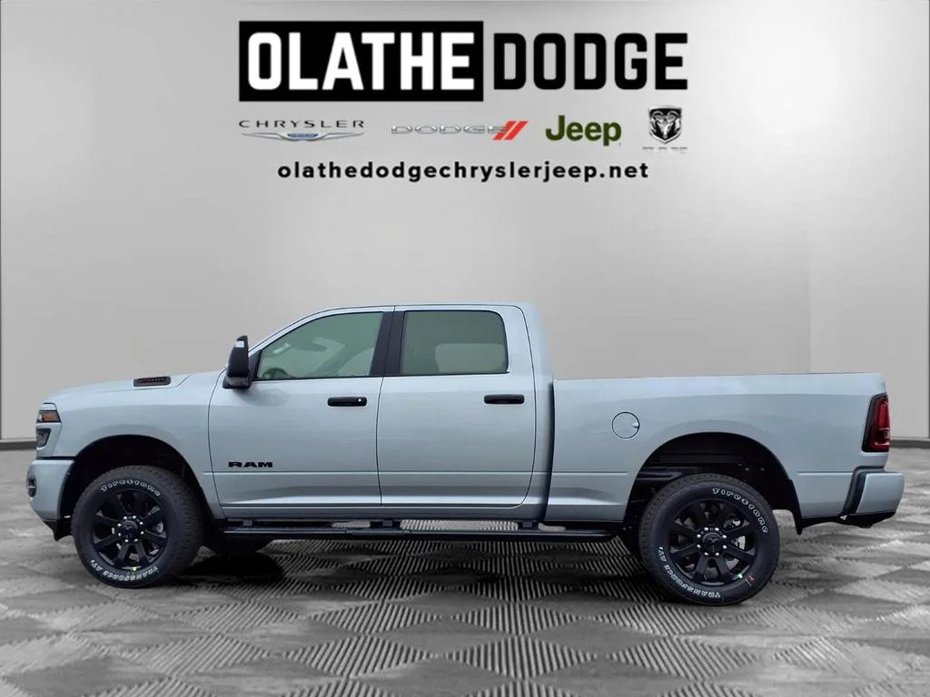 New 2026 Silver-Zynith Exterior Paint RAM Big Horn image 20
