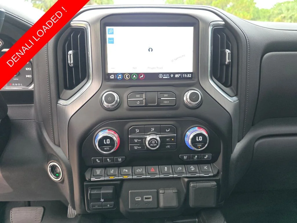 Used 2023 Black GMC Denali image 27