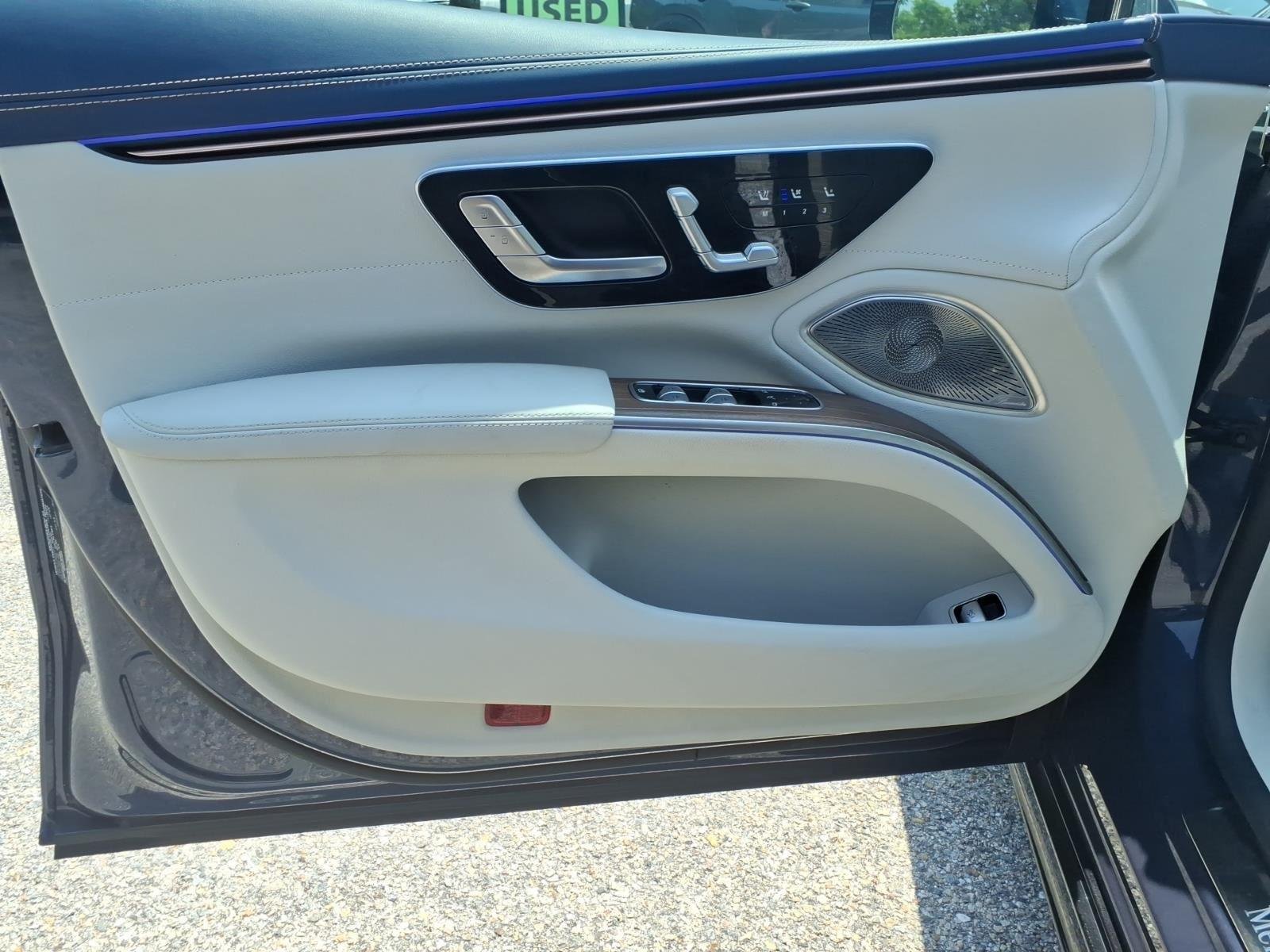 Used 2023 Twilight Blue Metallic Mercedes-Benz EQS 580 image 23