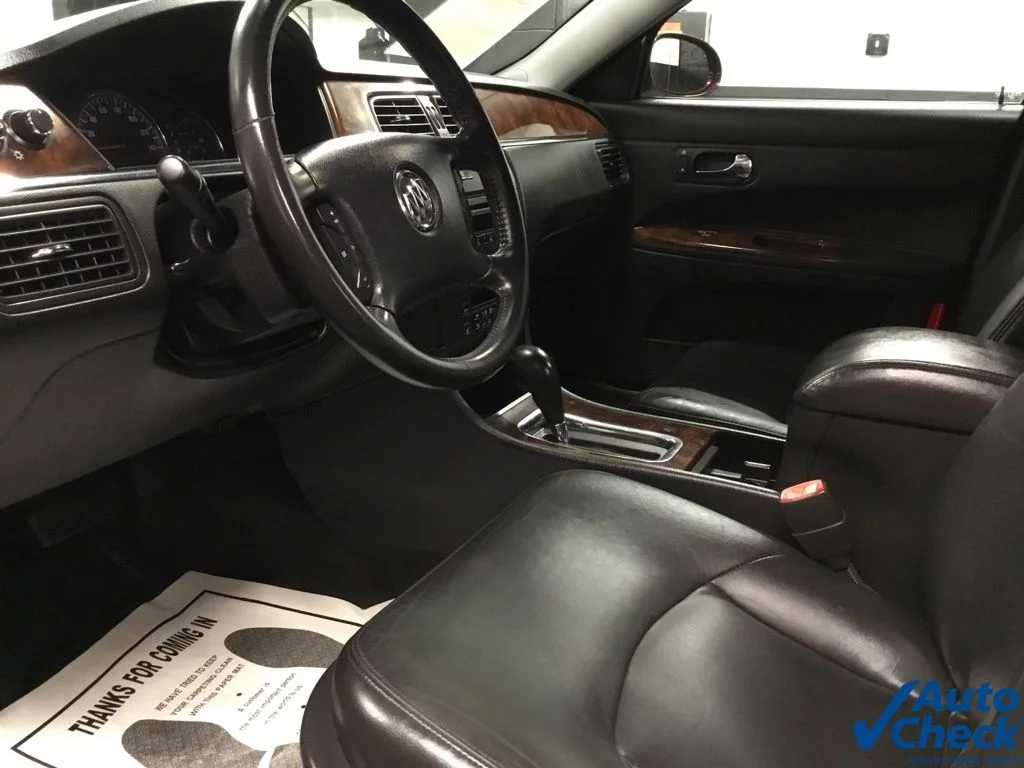 Used 2007 Red Buick CXL image 19