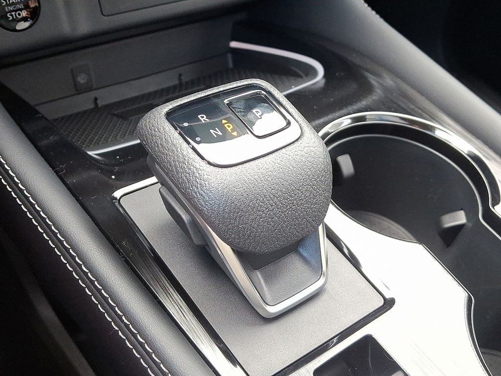New 2026 Champagne Silver Metallic Nissan Platinum image 7