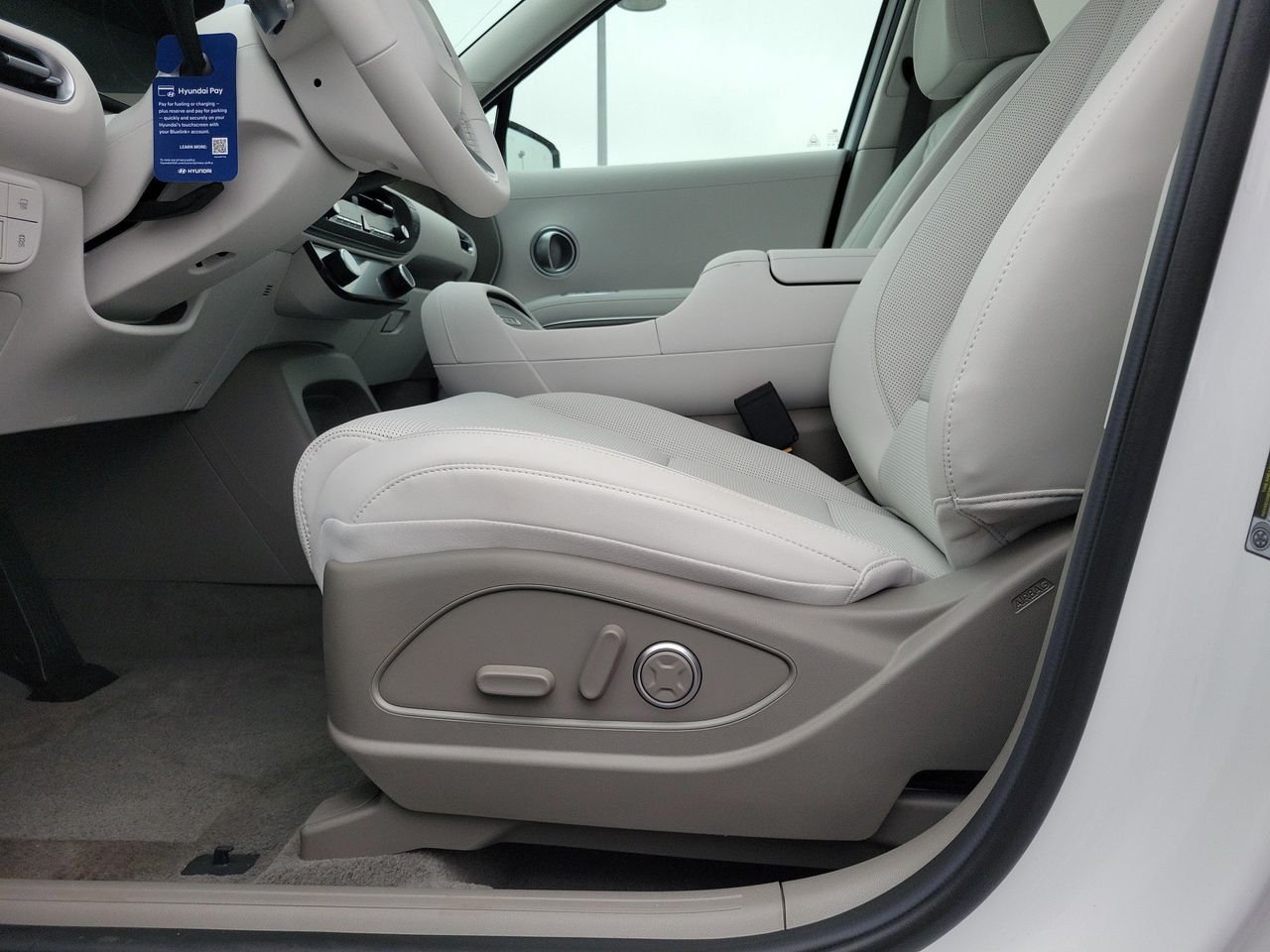 New 2027 Creamy White Pearl Hyundai SEL Premium AWD image 16