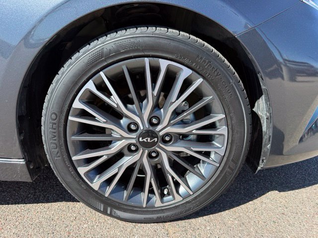 Certified Used 2024 Gravity Gray Kia GT-Line image 39