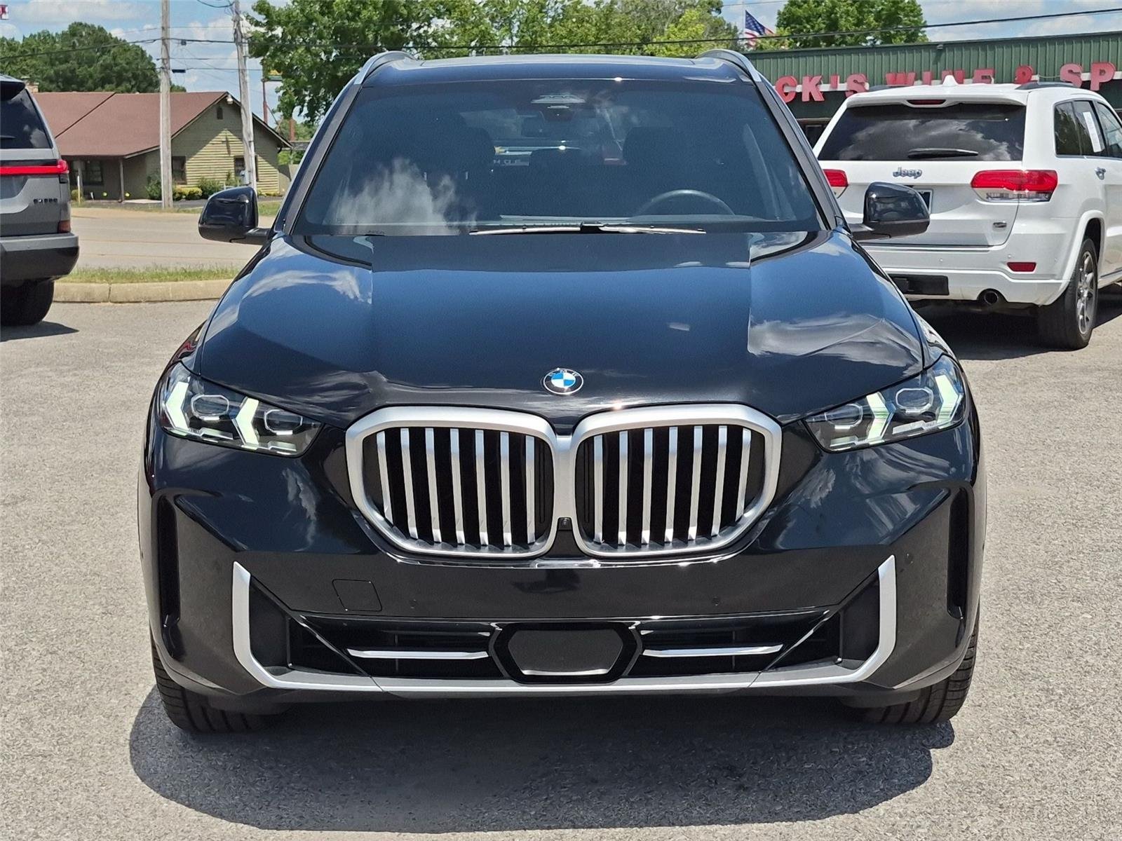 Used 2024 Black Sapphire Metallic BMW xDrive40i image 8