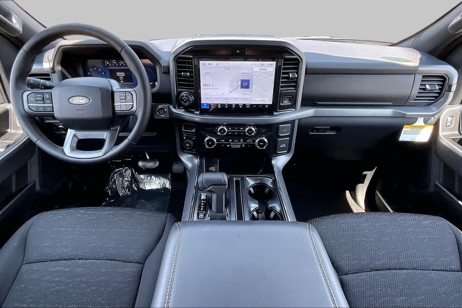 New 2026 Avalanche Ford XLT image 5