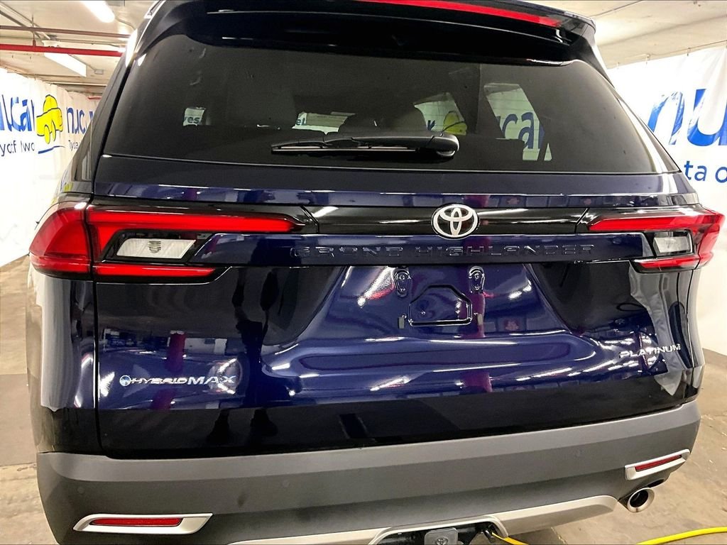 Certified Used 2026  Toyota MAX Platinum image 29