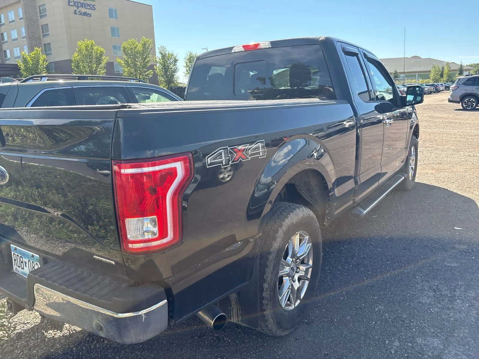 Used 2015 Tuxedo Black Metallic Ford Lariat image 11
