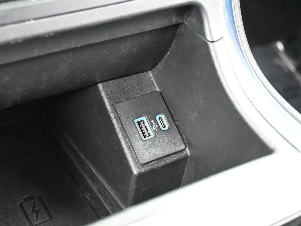 Used 2022 Gray Metallic Ford Titanium image 27