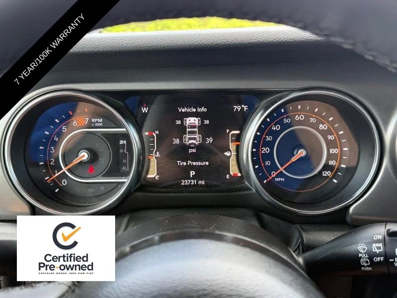 Used 2023 Black Jeep Sport S image 21