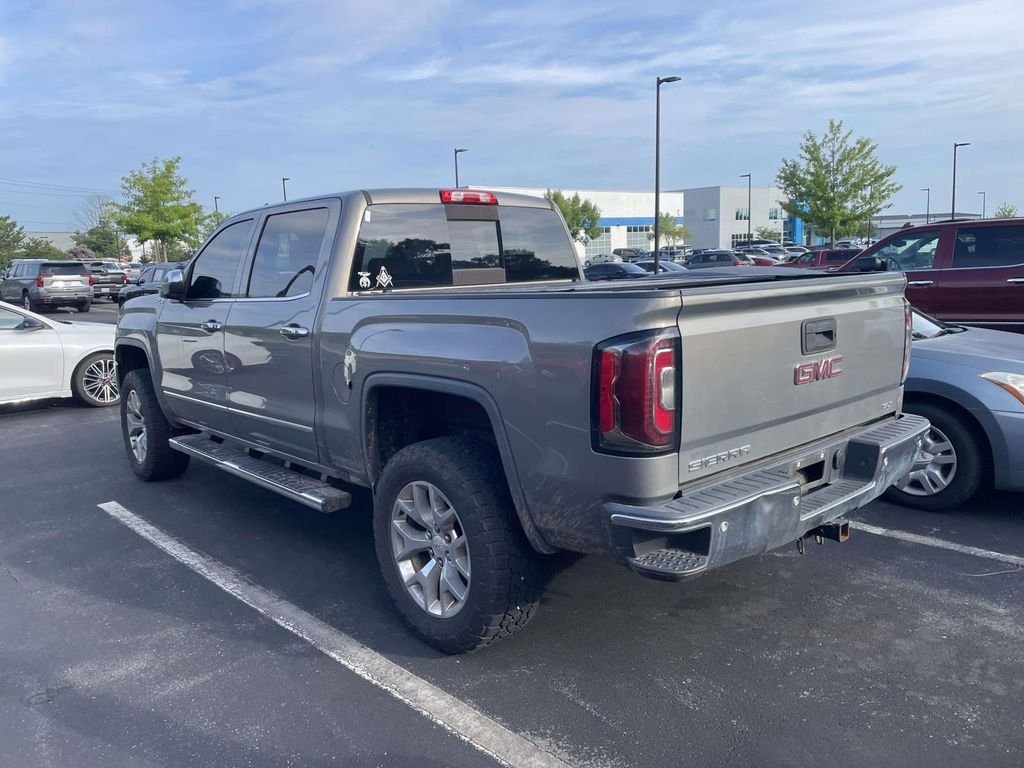 Used 2017 Pepperdust Metallic GMC SLT image 4