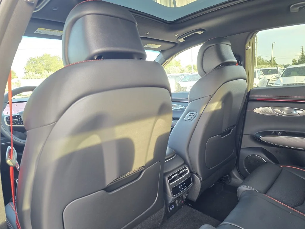 New 2027 White Genesis 2.5T Sport Prestige image 11