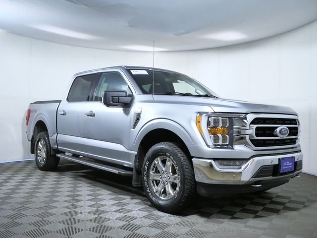 Certified Used 2021 Silver Ford XLT image 1