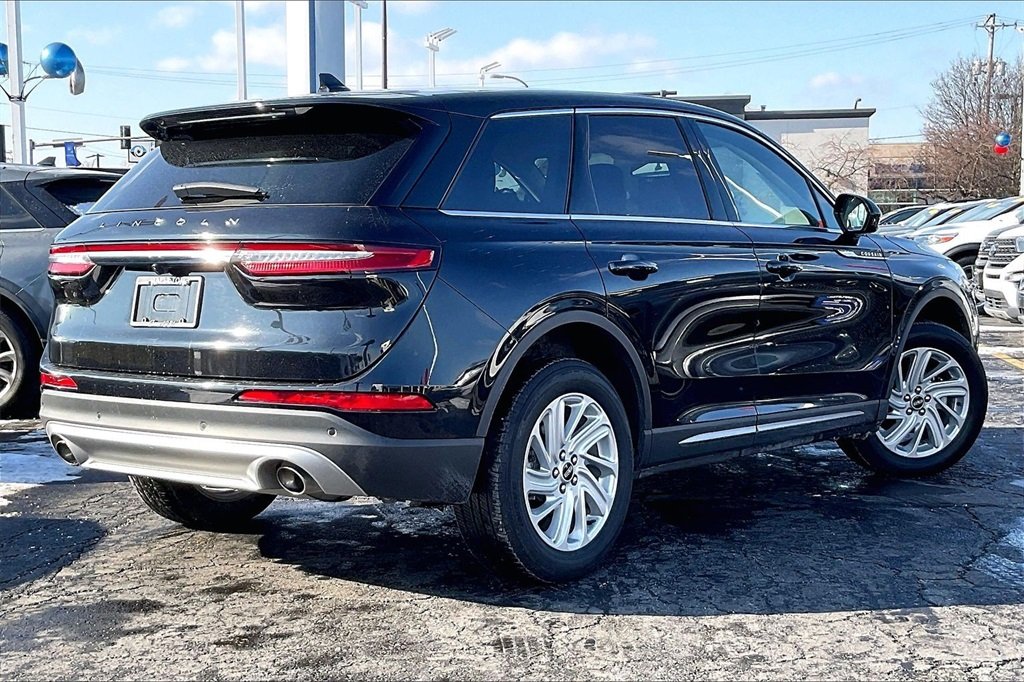 2023 LINCOLN CORSAIR - Image 10