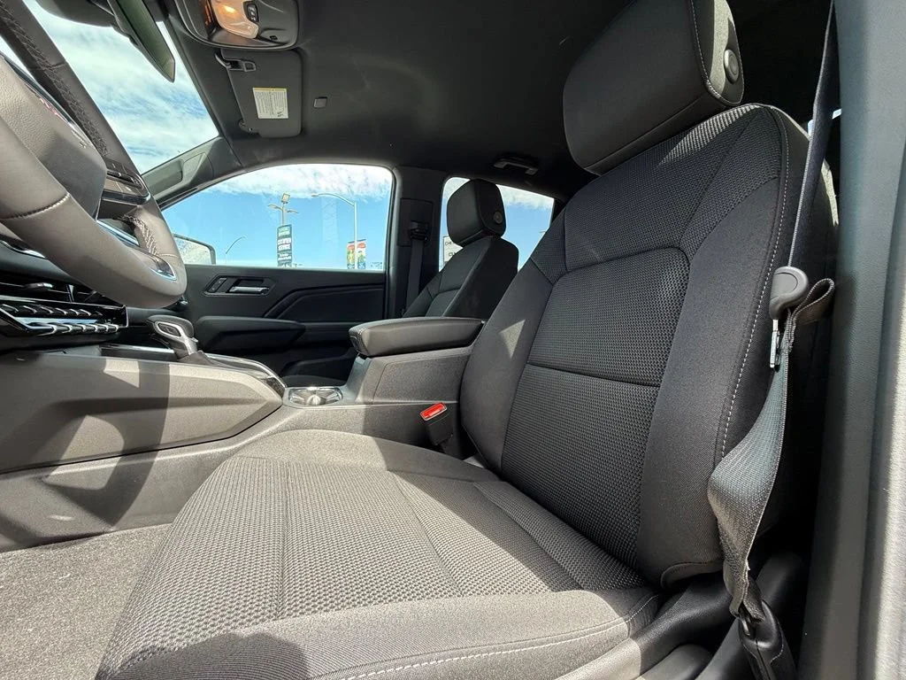 New 2026 Onyx Black GMC Elevation image 29