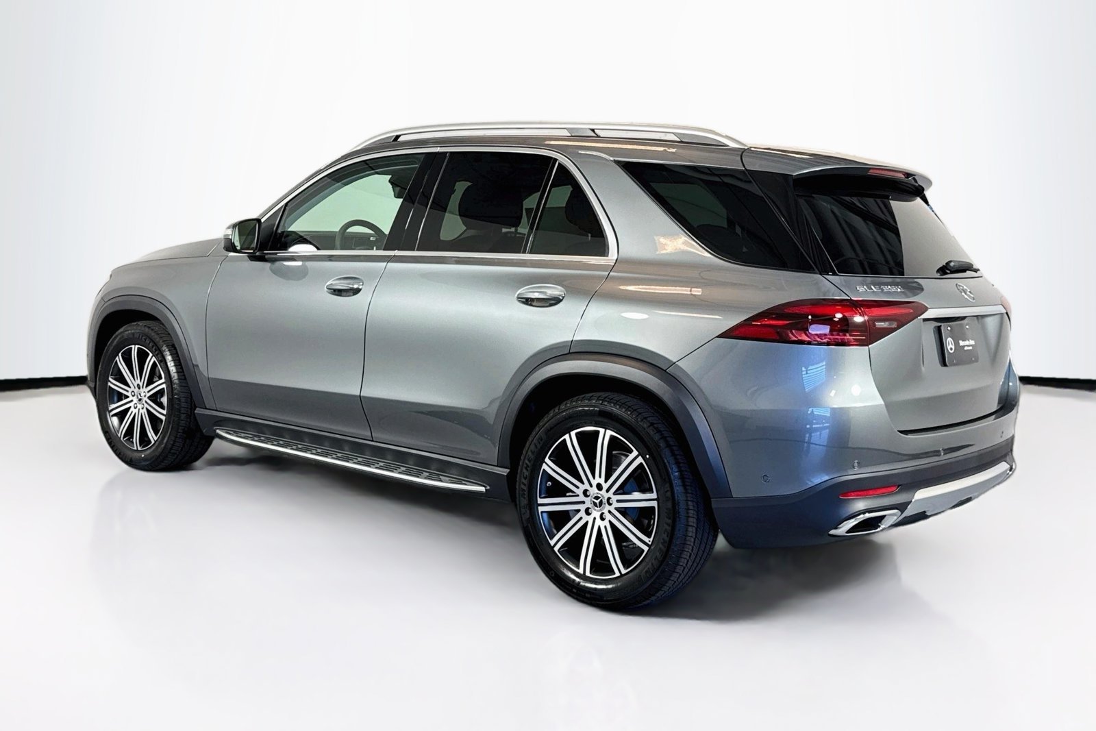 New 2026 Selenite Grey Metallic Mercedes-Benz GLE 350 image 7