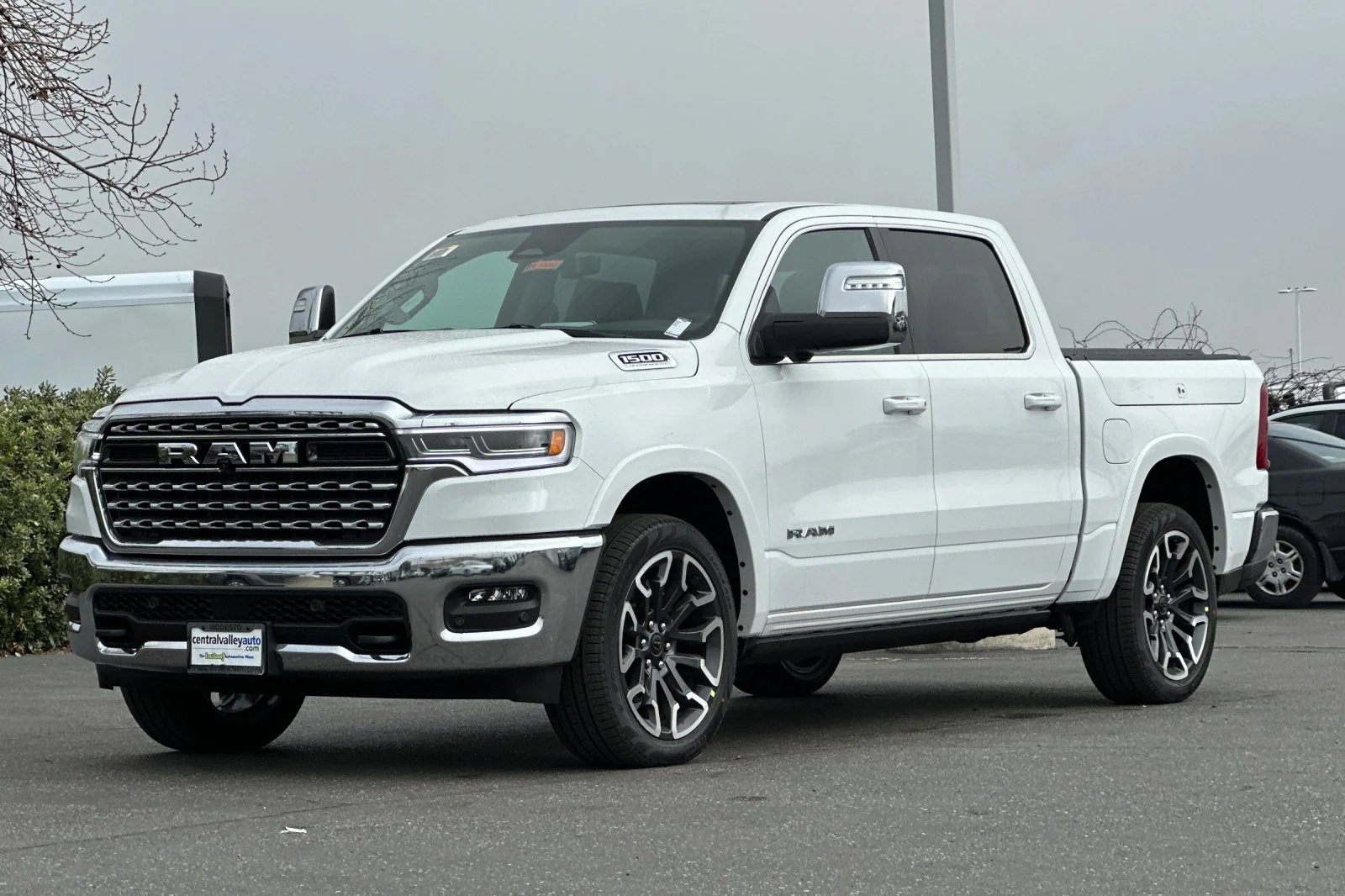 New 2026 Bright White Clear-Coat Exterior Paint RAM Longhorn image 8