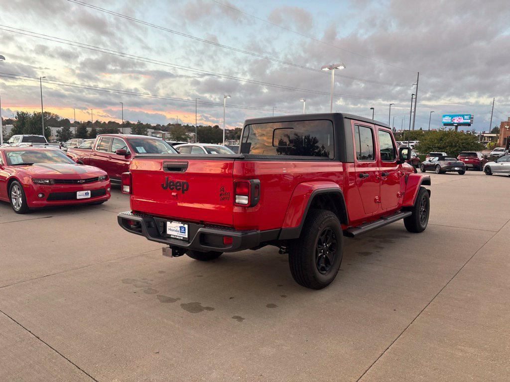Used 2022 Firecracker Red Clearcoat Jeep Willys image 5