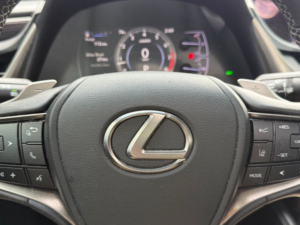 Used 2019 White Lexus 350 image 26