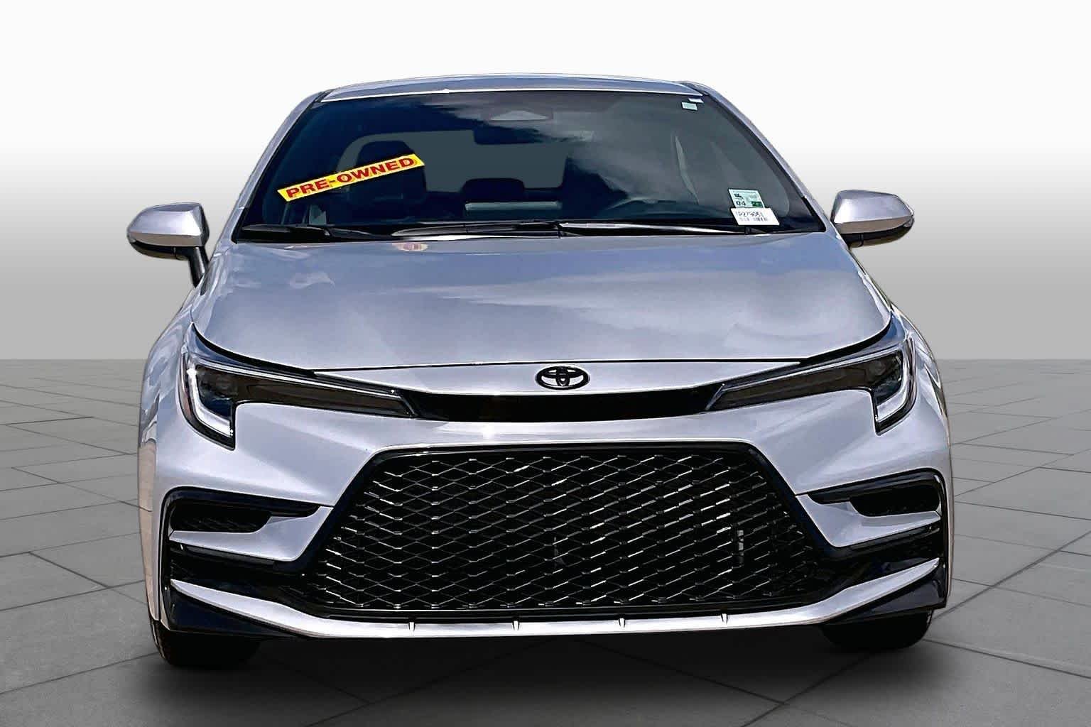 Certified Used 2026 Classic Silver Metallic Toyota SE image 4