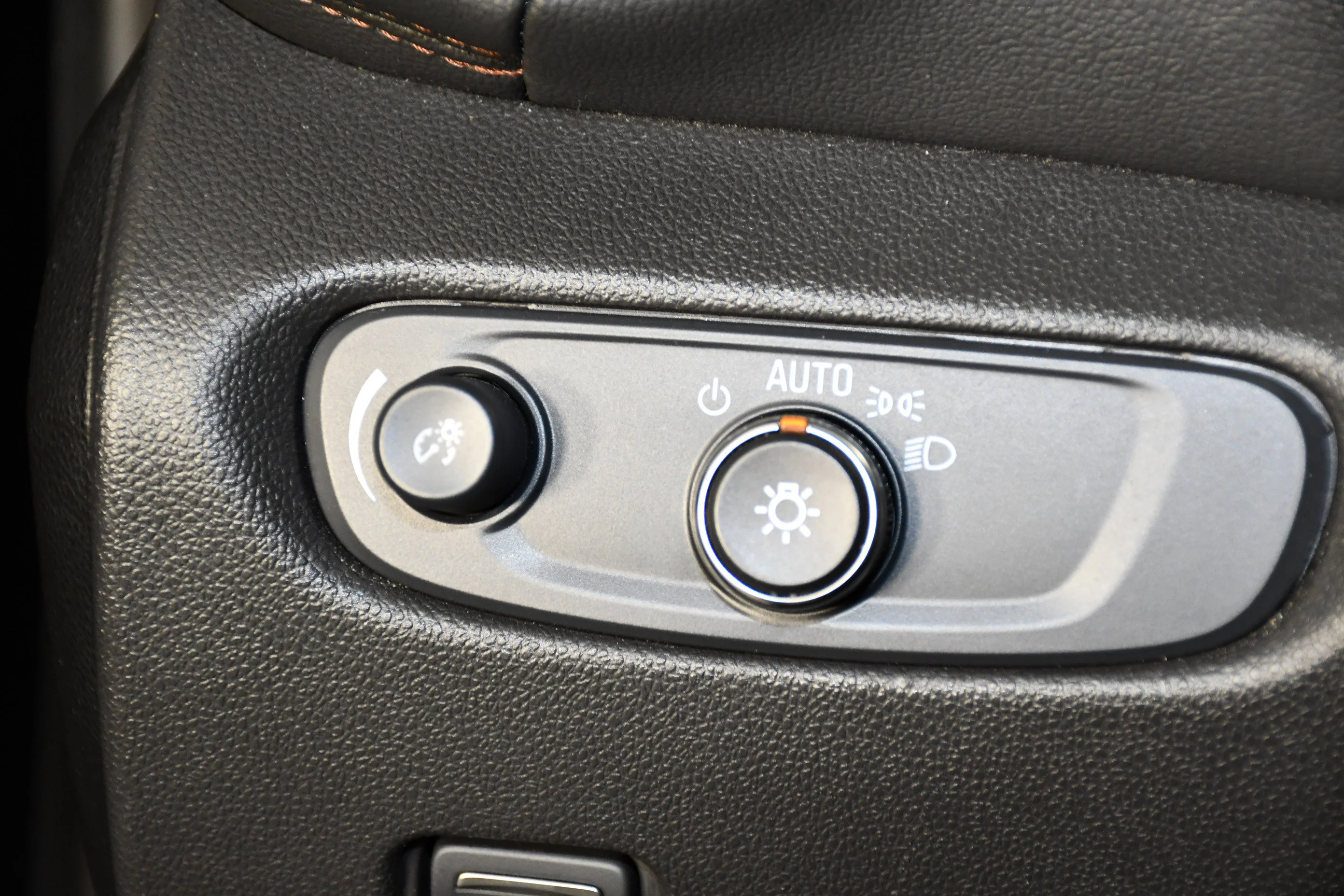 Used 2024 Black Chevrolet Premier image 35