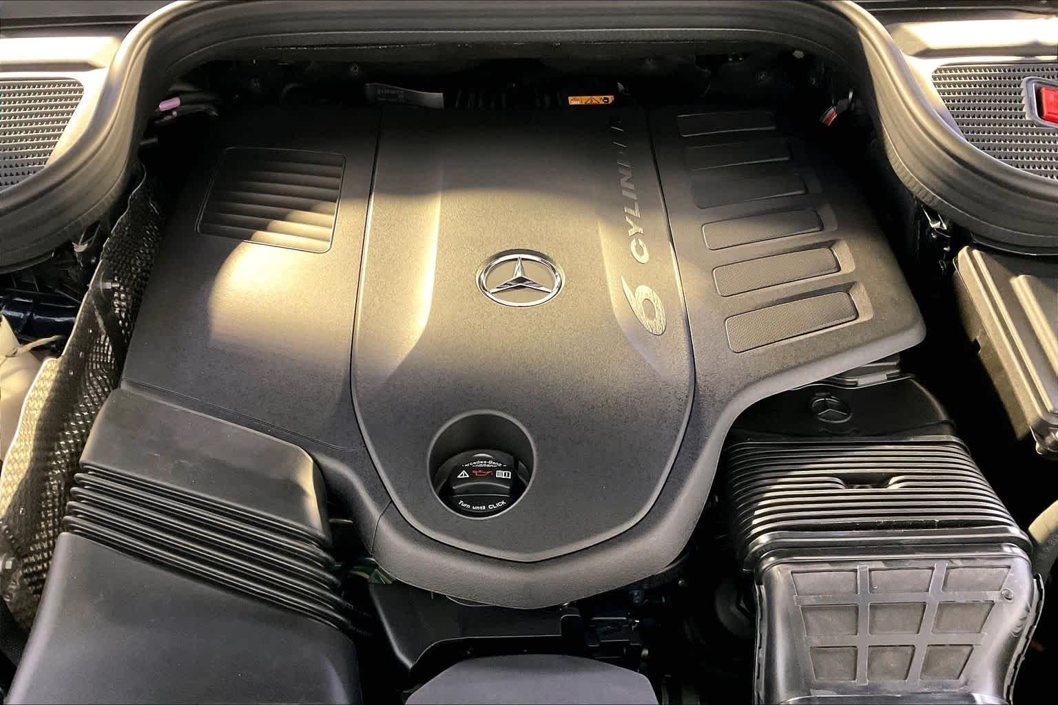New 2027 Twilight Blue Metallic Mercedes-Benz GLE 450 image 14
