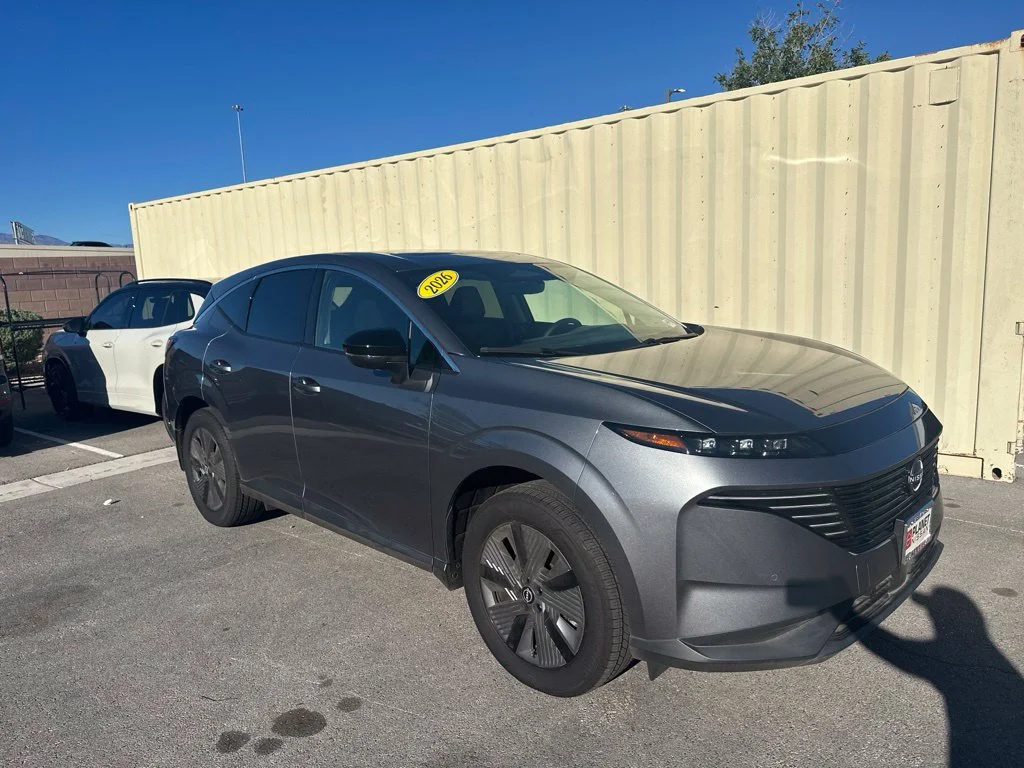 Used 2026 Gray Nissan SL image 1