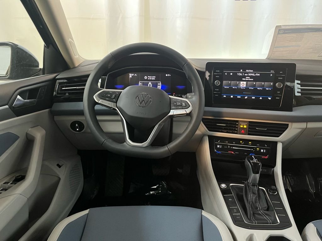 New 2026 Black Volkswagen 1.5T SE image 19