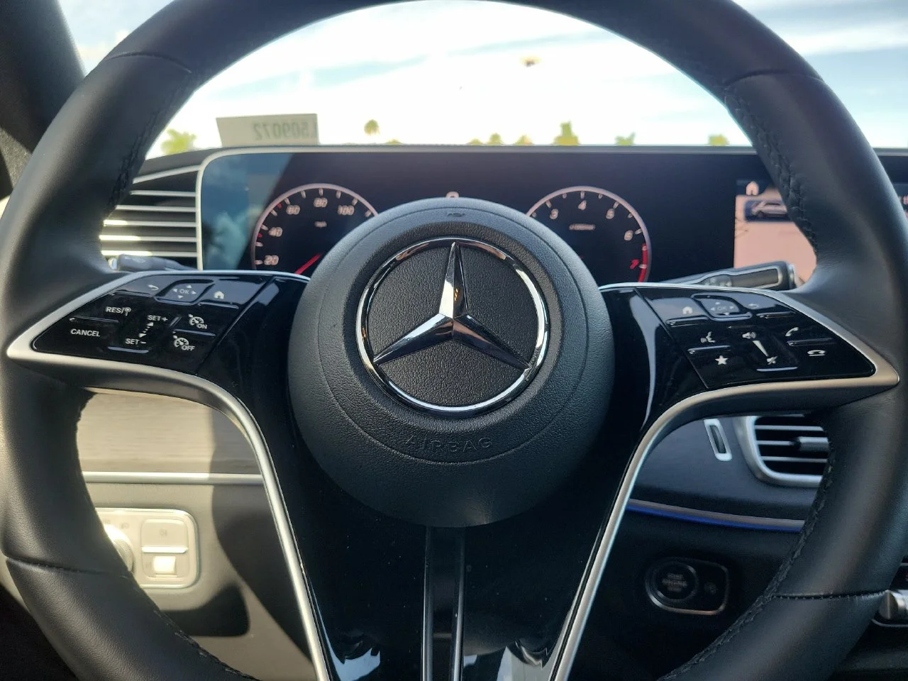 Certified Used 2026 Black Mercedes-Benz GLE 350 image 31