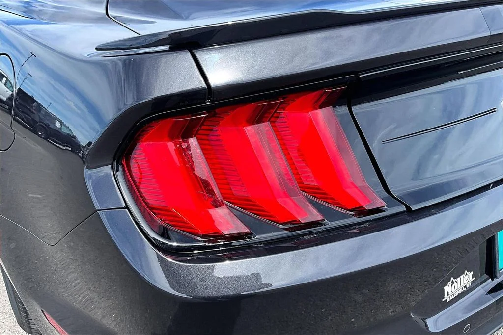 Used 2022 Gray Ford  image 30