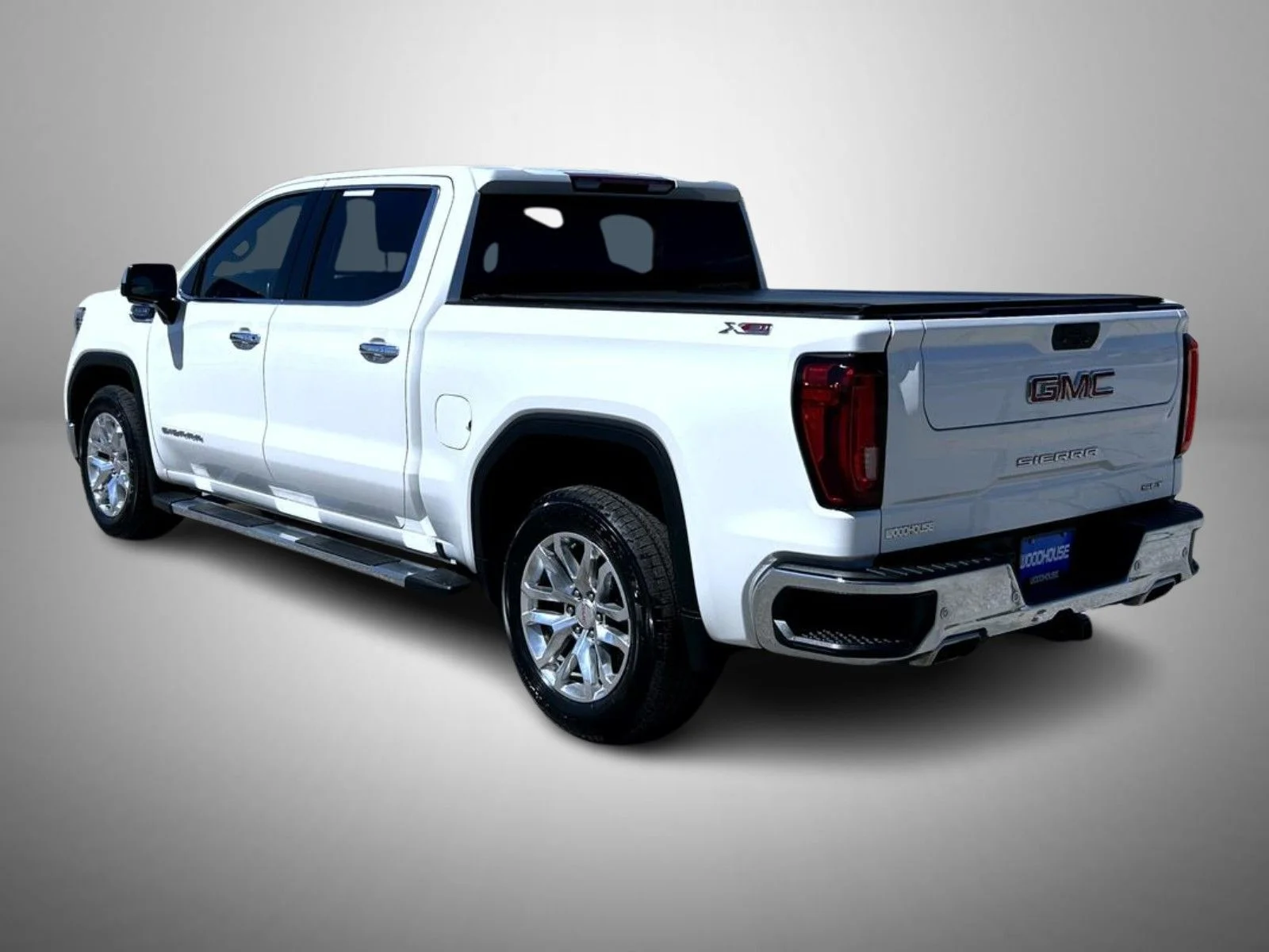 Certified Used 2022 White GMC SLT image 7