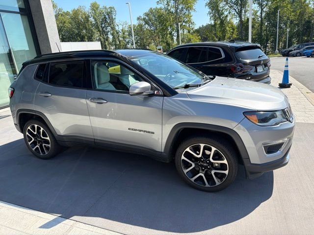 Used 2021 Silver Jeep Limited image 4