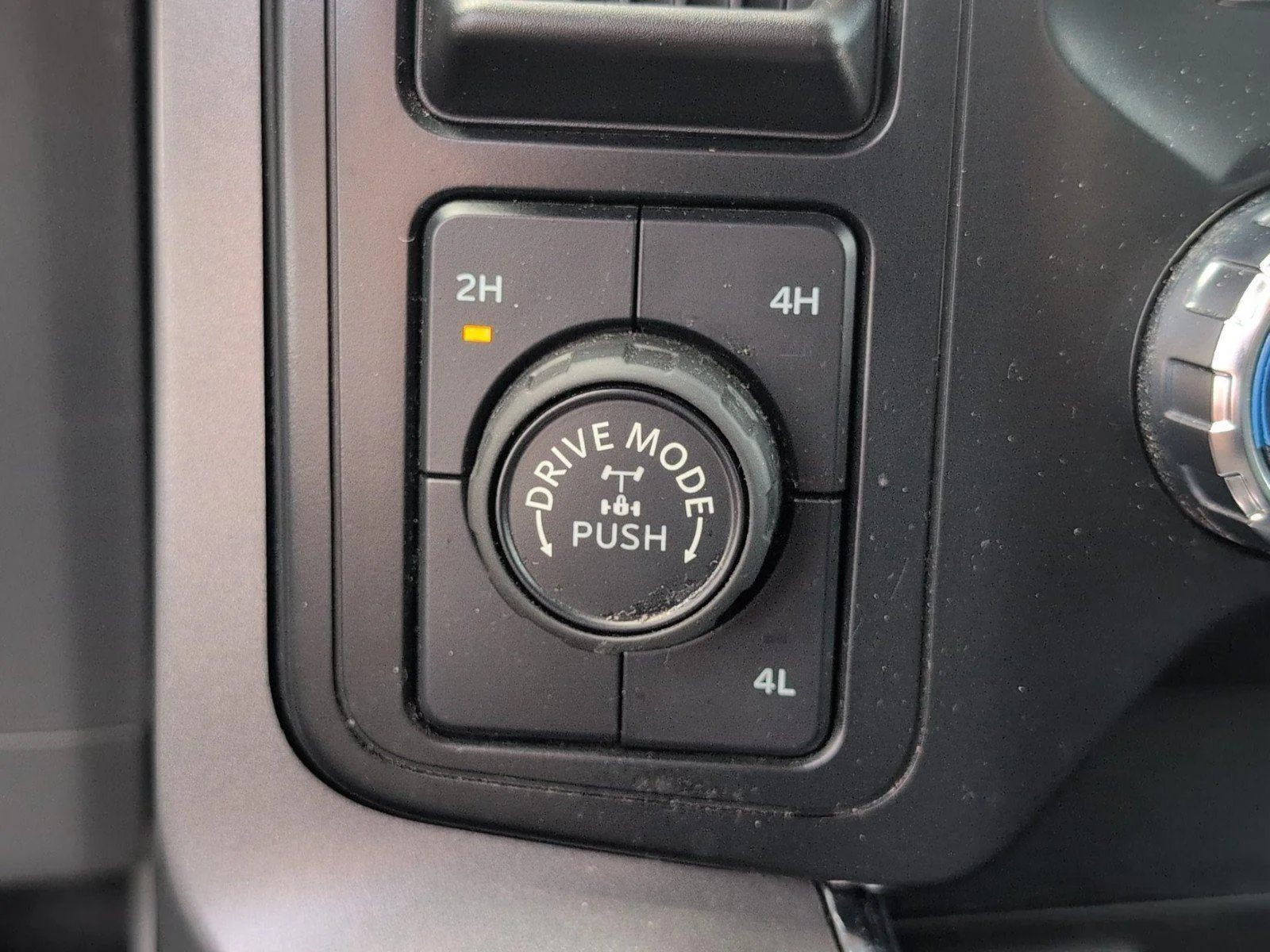 Used 2024 Agate Black Ford XLT image 21