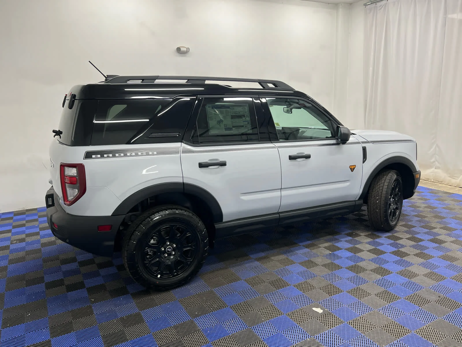 New 2026 Space White Metallic Ford Badlands image 6