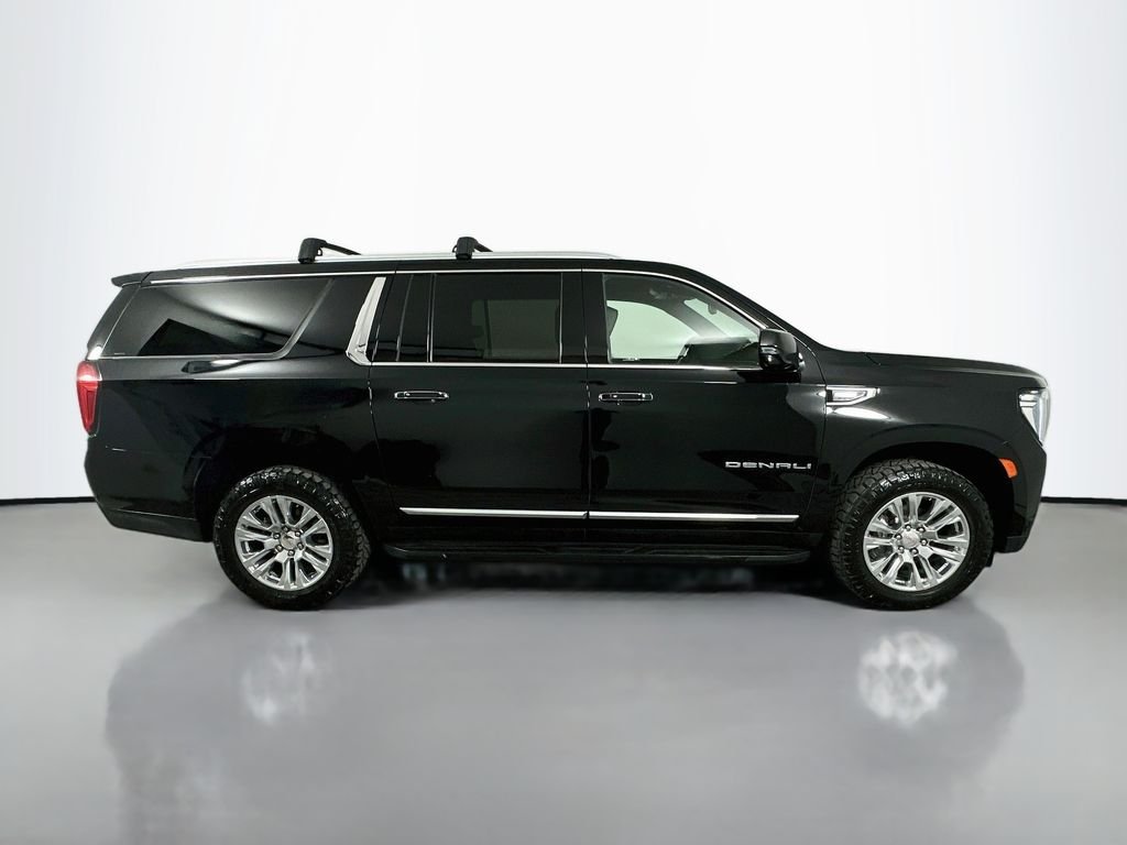 Used 2023 Onyx Black GMC Denali image 4
