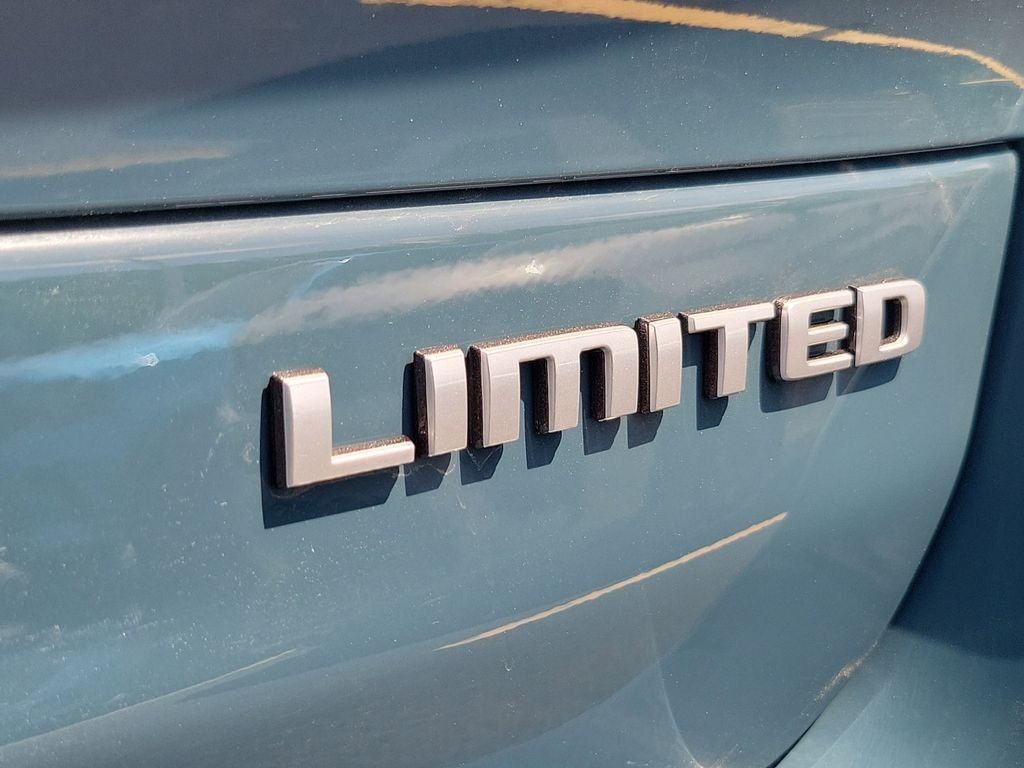 New 2026 Steel Blue Exterior Paint Jeep Limited image 6