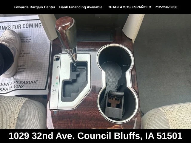 Used 2014 Silver Toyota XLE image 18