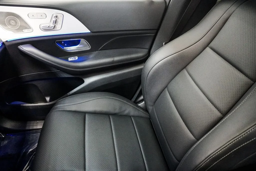 Used 2025 Gray Mercedes-Benz GLE 350 image 28