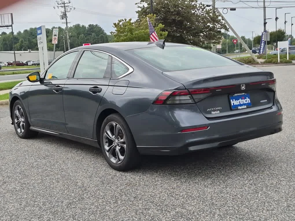 Certified Used 2024 Meteorite Gray Metallic Honda EX-L image 4
