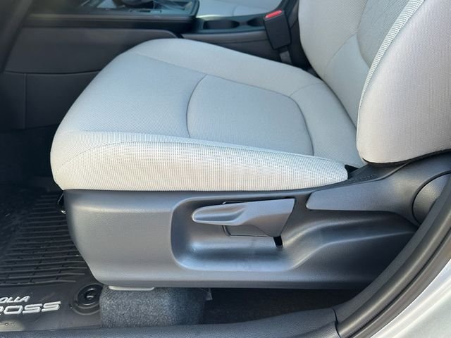 Used 2026 Blue Toyota LE image 9
