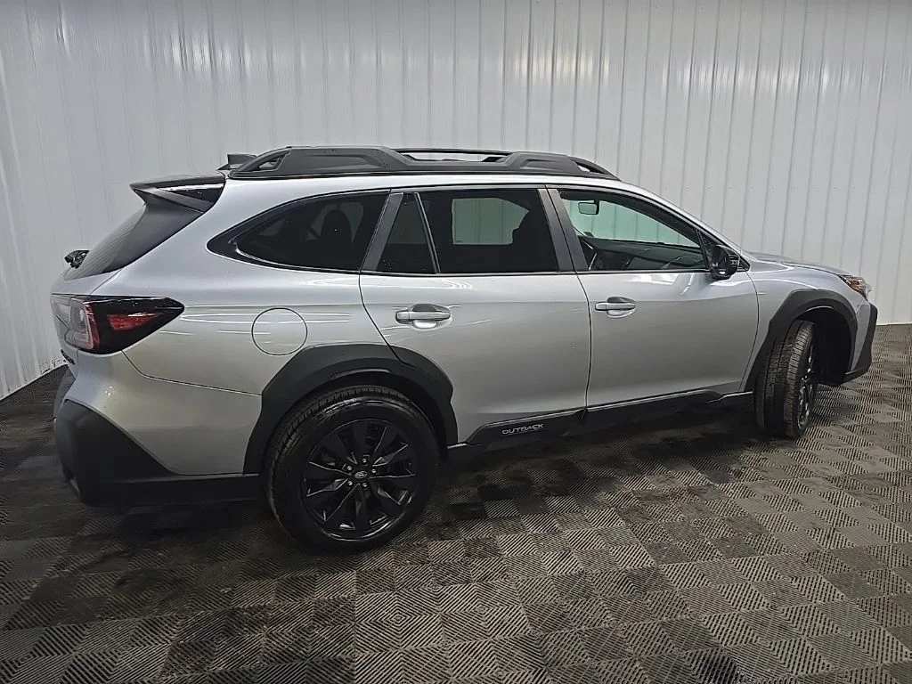 Used 2024 Silver Subaru Onyx Edition image 3