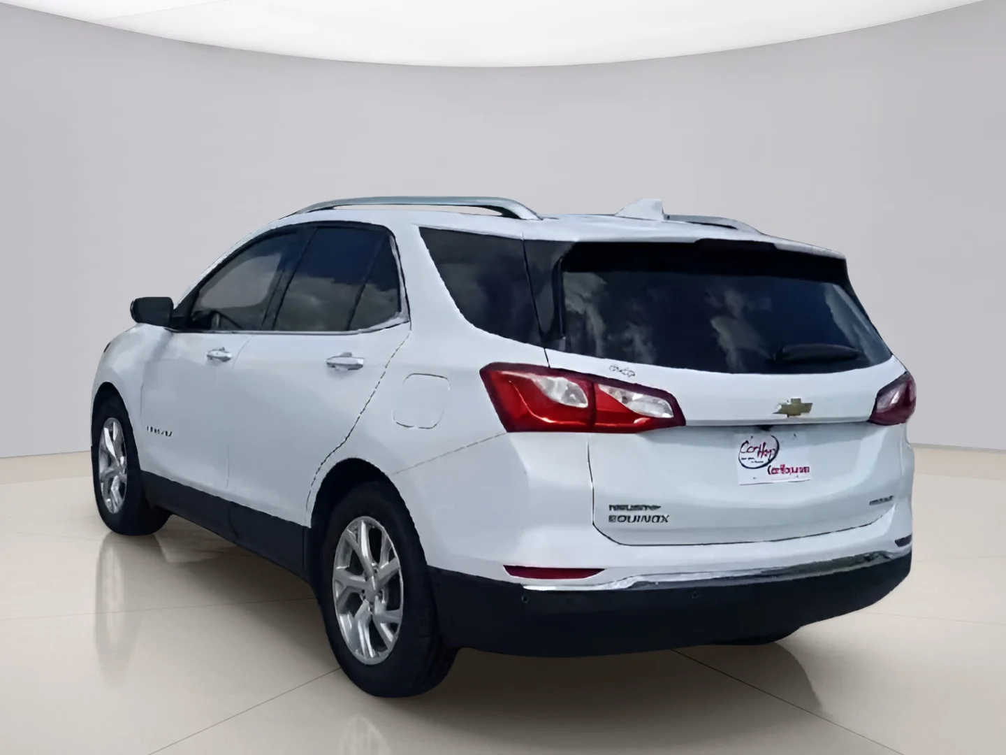 Used 2020 White Chevrolet FWD image 7