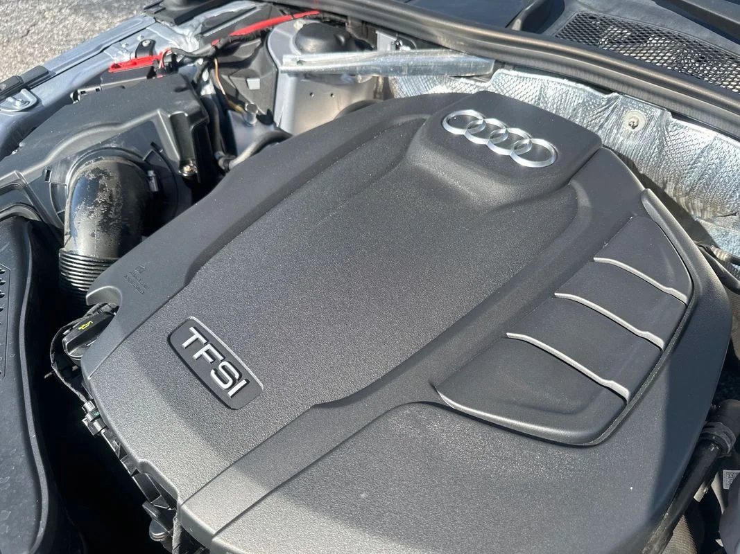 Used 2017  Audi 2.0T Premium image 10